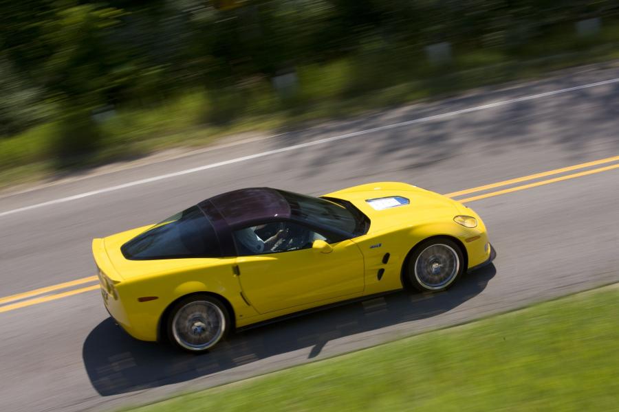  Chevrolet Corvette ZR1 2009 года  (фото 11 из 290)